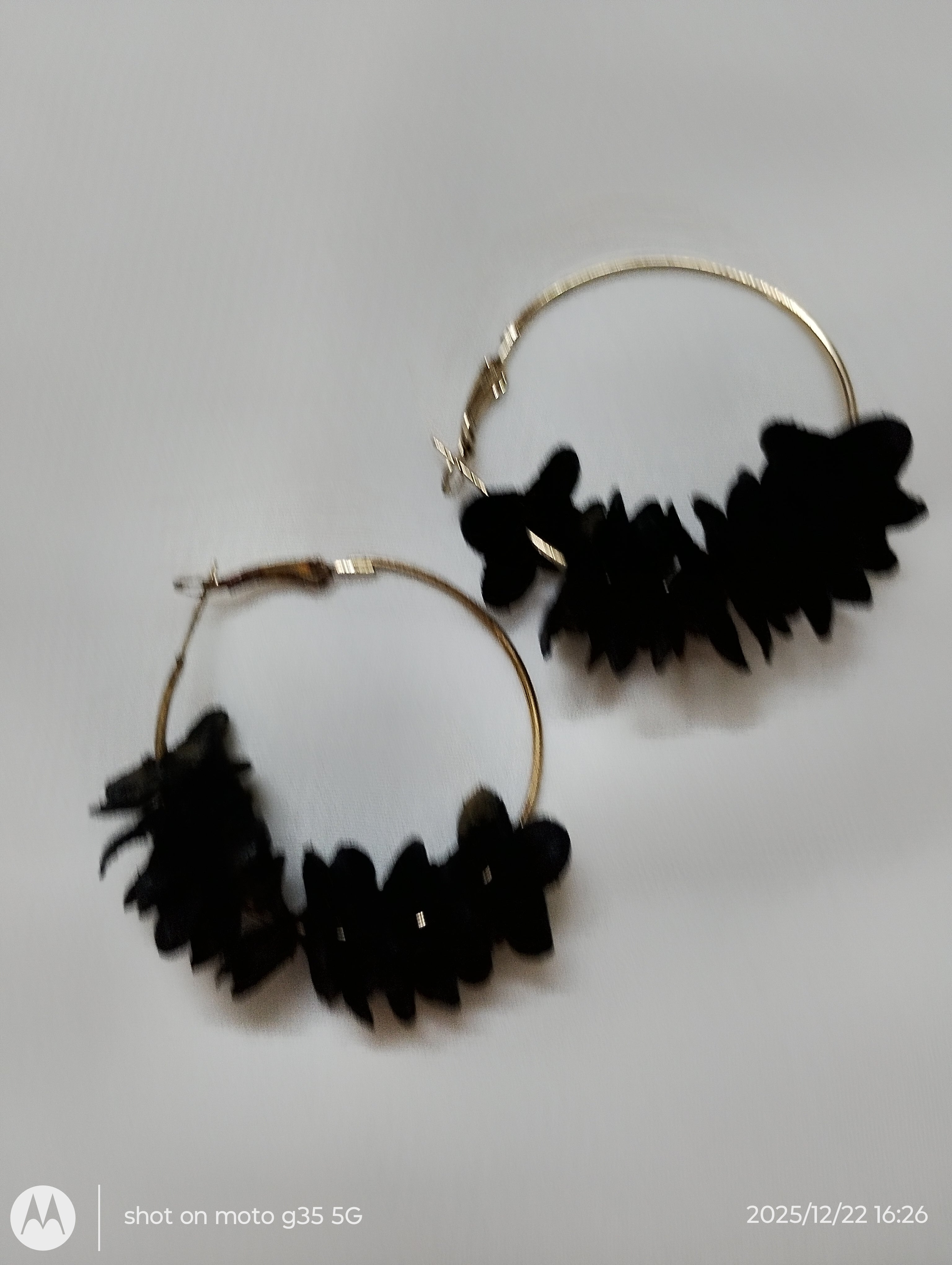 Ear rings