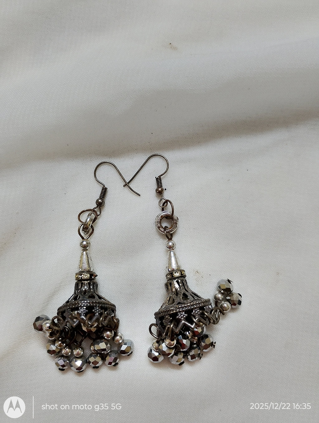 Ear rings